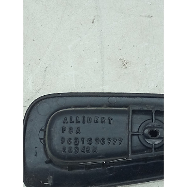 Moldura Puxador Porta Tras/direta Peugeot 206 9631696777