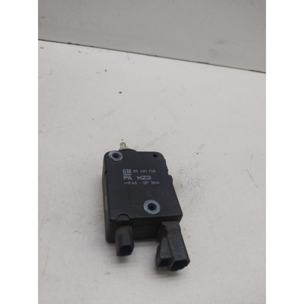 Trava Elétrica Fechadura Tampa Traseira Gm Astra 1998 2005