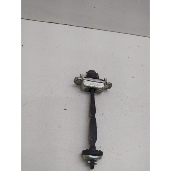 Limitador De Porta Dianteira Esquerda Chevrolet Onix 2013 18