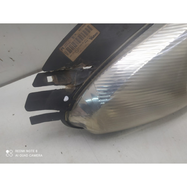 Farol Diante Direito Citroen Xsara Picasso 2012 2.0 Detalhes