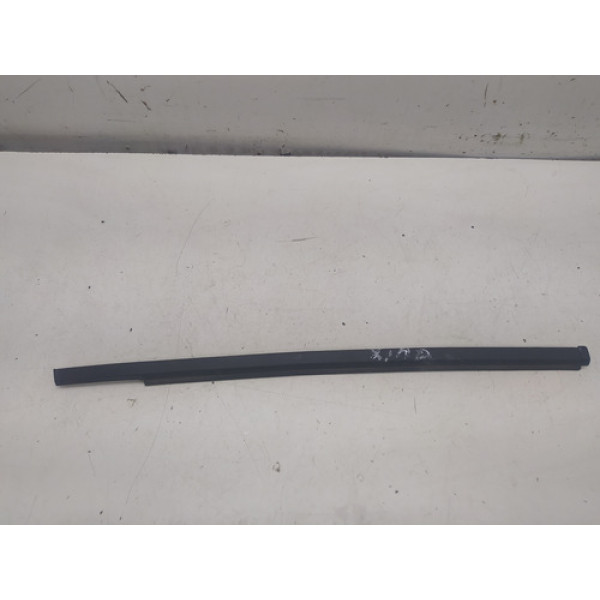 Pestana Externa Traseira Chevrolet Spin 2014 2015