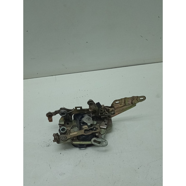 Fechadura Porta Dianteira Direita Gm Corsa 99 90451286