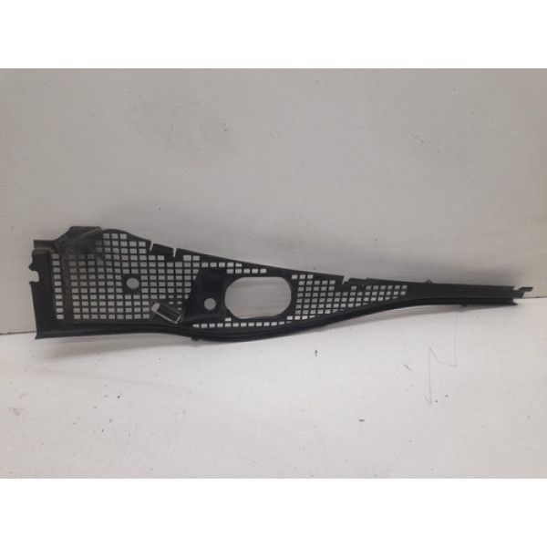 Grade Churrasqueira Lado Direito Renault Sandero 2009 