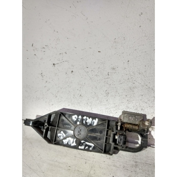 Maçaneta Externa Porta Fiat Strada 