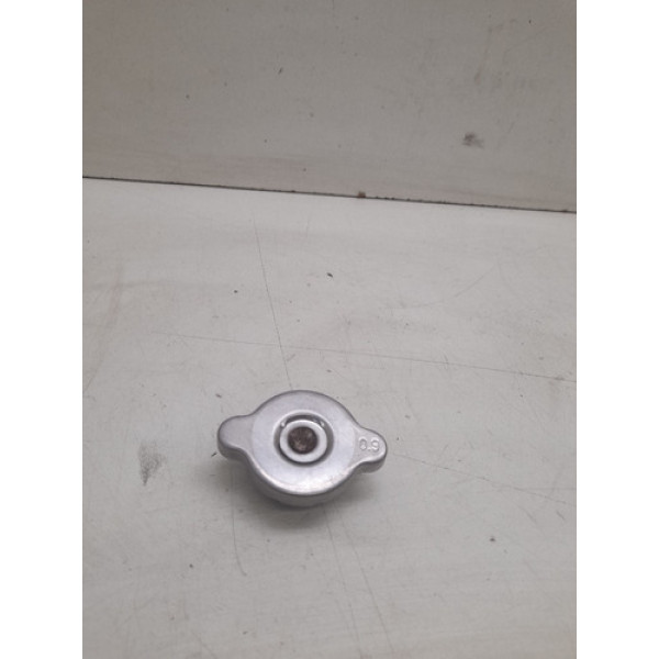 Tampa Radiador Toyota Hilux 2001 2003 