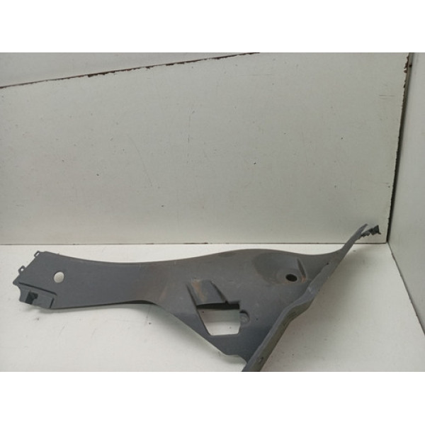 Moldura Banco Traseiro Esquerda Fiat Palio 2012 2019