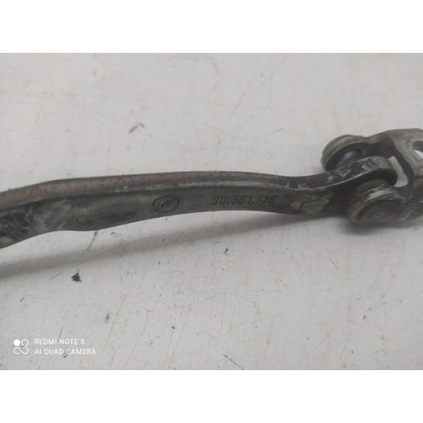 Limitador Porta Esquerda Chevrolet Astra 2002 2p