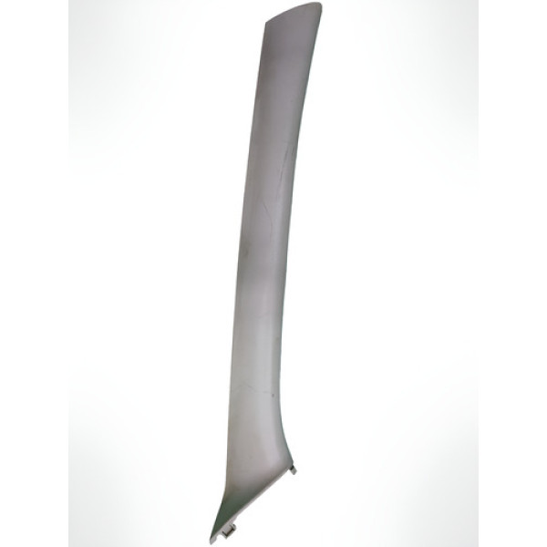 Moldura Coluna Diant Dir Renault Stepway 2014 8200529801