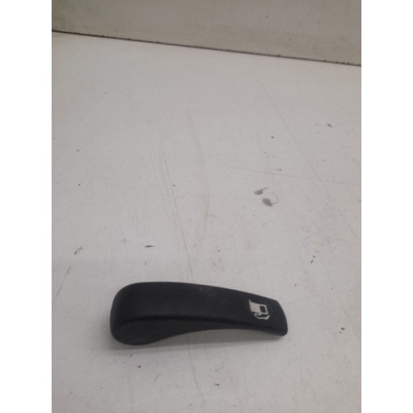 Puxador Alavanca Porta Malas Renault Sandero 2015 2020 