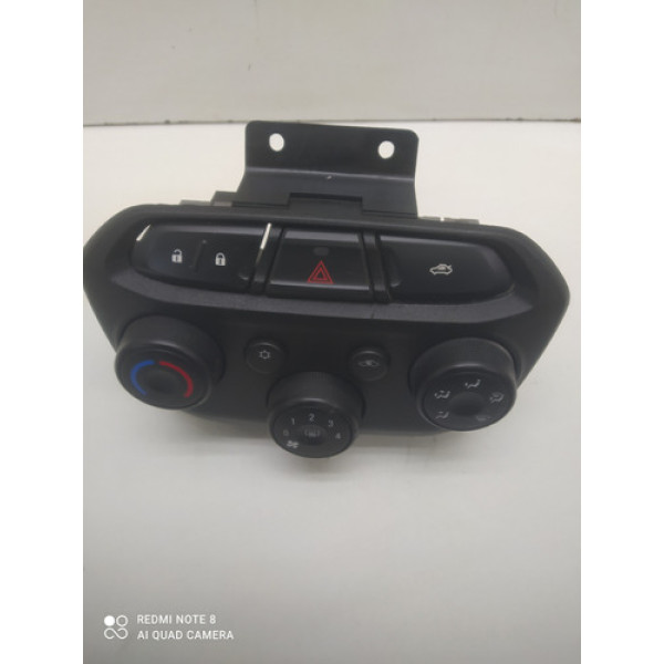 Painel Comando Ar Condicionado Chevrolet Onix 2015 52112728
