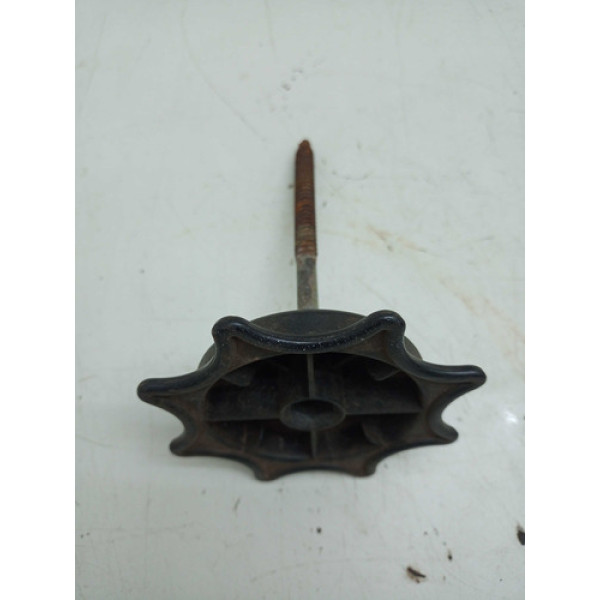 Parafuso De Fixar O Estepe Gol 1.0 377601983