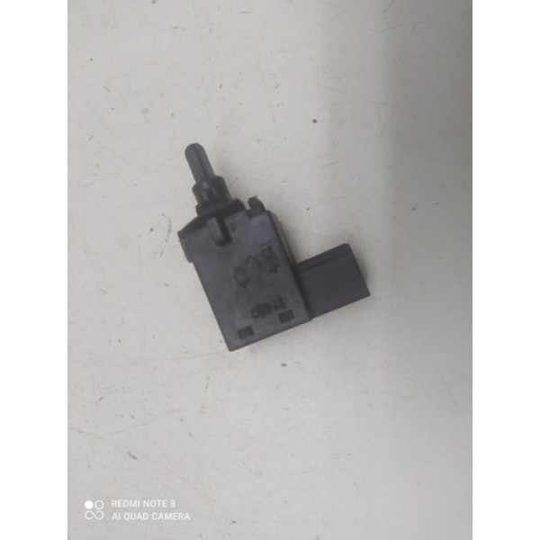 Interruptor Sensor Pedal Embreagem Chevrolet Onix 2019