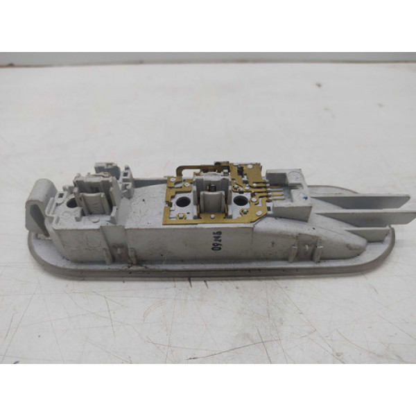 Luz De Cortesia Teto Sandero Logan Duster 820074362