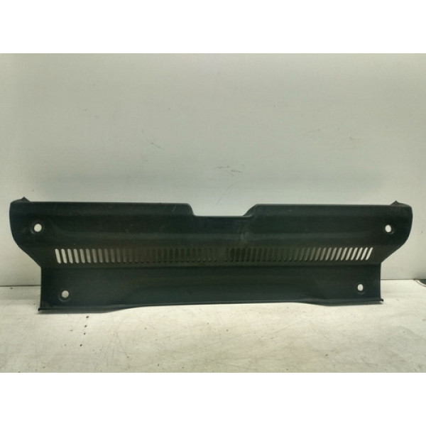 Soleira Tampa Traseira Fiat Argo 2016