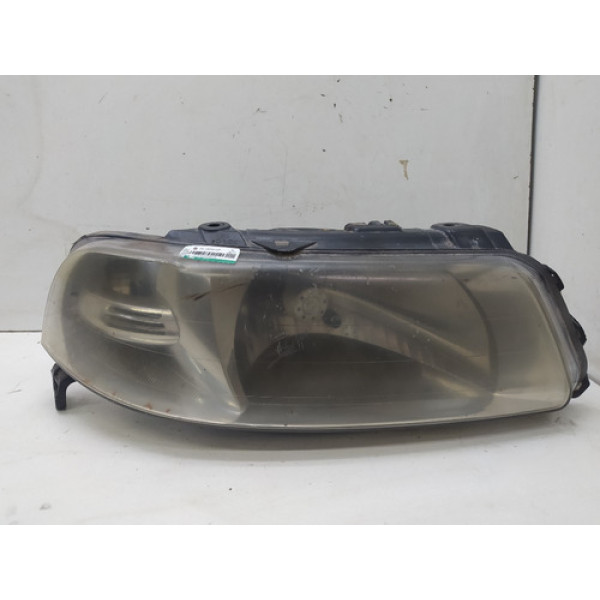Farol Direito Volkswagen Gol Parati 2000 2004