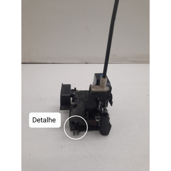 Fechadura Manual Dianteira Direita Fiat Palio 2001 Detalhe 