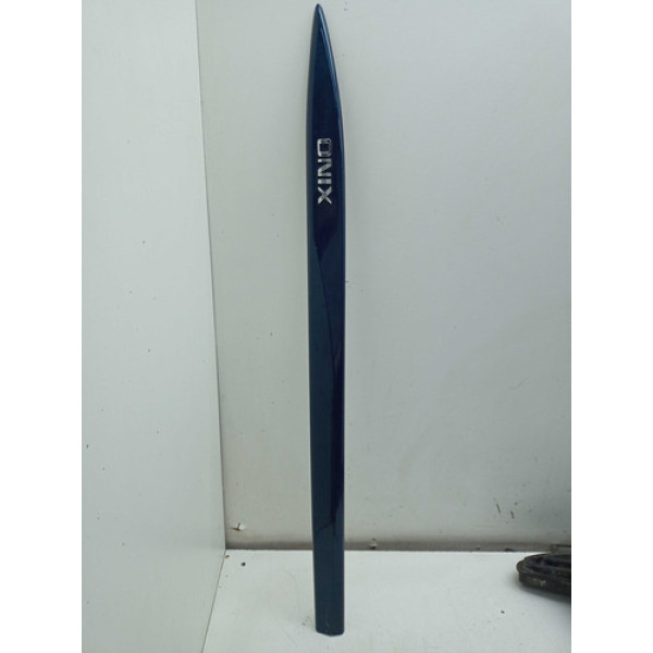 Friso Dianteiro Esquerdo Onix Azul Com Letra 