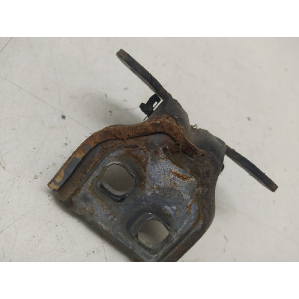 Dobradiça Porta Dianteira Esquerda Renault Duster 2016 