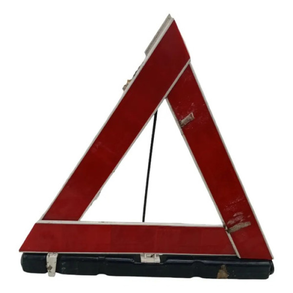 Triângulo Sinalização Nissan Kicks 2024