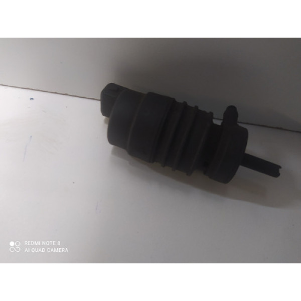 Bombinha Esguicho Água Audi A3 Golf Polo 