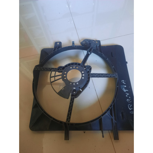 Defletor Ventoinha Citroen C3 2009 Com Ar 1831435016