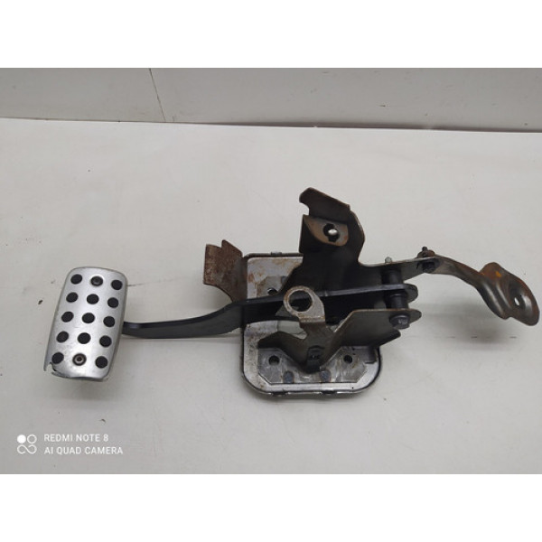 Pedaleira Freio E Embreagem Peugeot 206 05 A 12 C/detalhe 