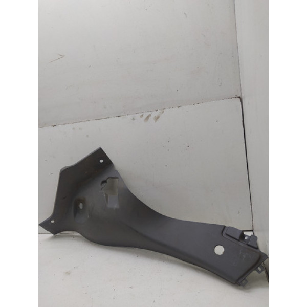 Moldura Inferior Traseira Esquerdo Fiat Palio 2012 2017 