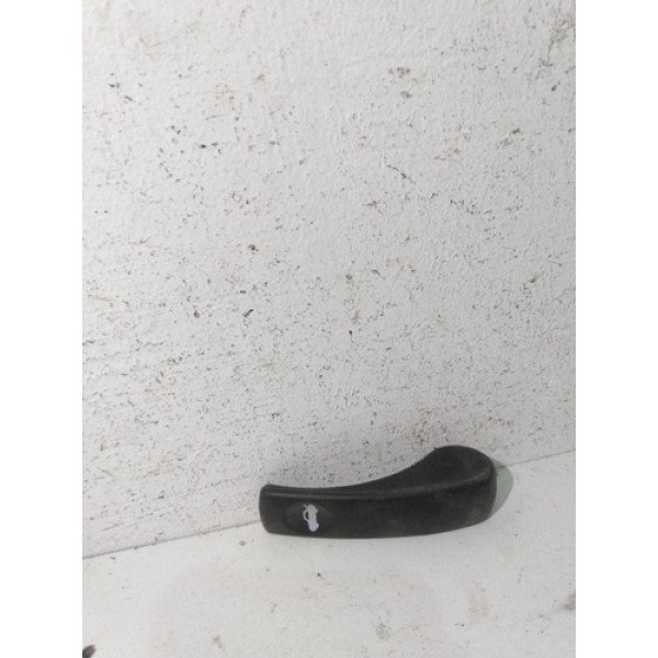 Puxador Cabo Abertura Porta-malas Renault Sandero 2019