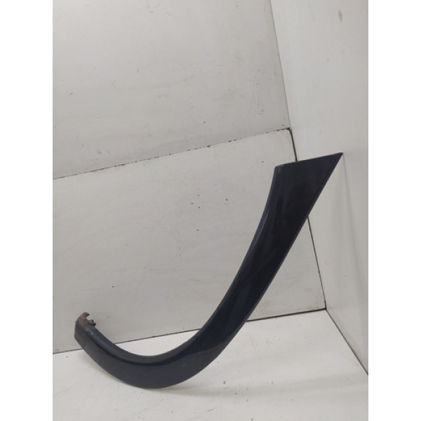 Moldura Paralama Traseiro Direita Gm Corsa 97 10 Avaria