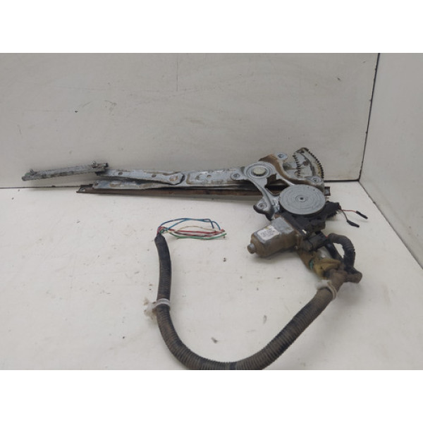 Máquina Vidro Dianteiro Direito Nissan March 2019 2020