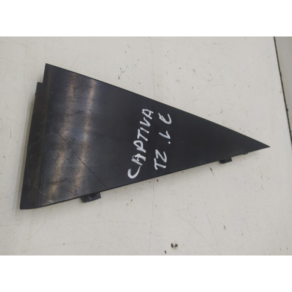 Moldura Janela Traseira Esquerda Chevrolet Captiva 2008 2011