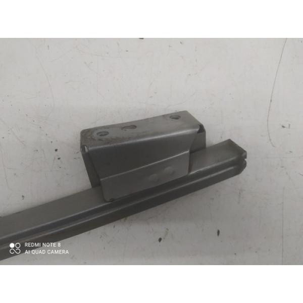 Guia Vidro Porta Dianteira Esquerdo Renault Sandero 2020