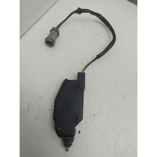 Trava Elétrica Porta Dir Volkswagen Santana 4p 1995 A 1998