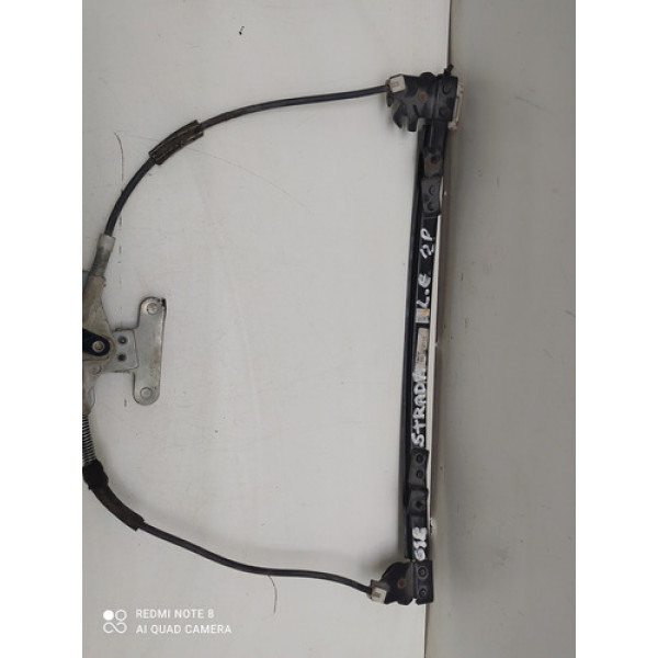 Maquina Vidro Diant Direita Strada 1.8 8v 2010