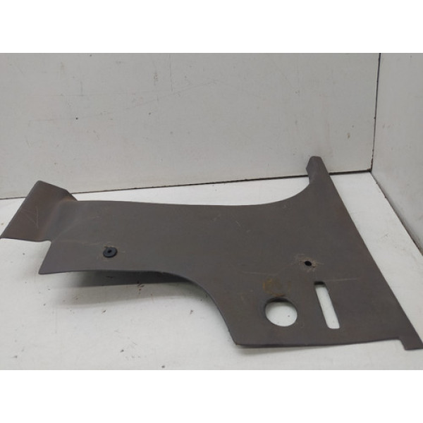 Moldura Banco Traseiro Esquerdo Chevrolet Astra 2003 2011