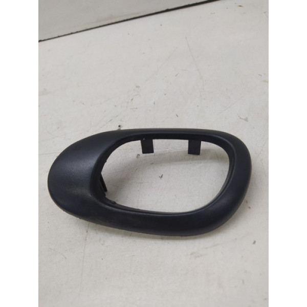 Moldura Maçaneta Direita Peugeot 206 207 2008 2010
