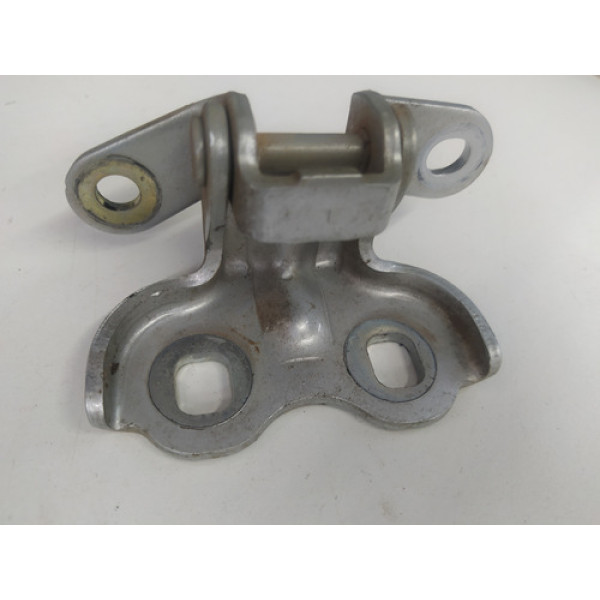 Dobradiça Superior Traseiro Esquerda Chevrolet Onix 2016