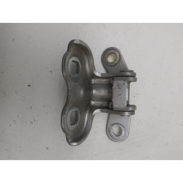 Dobradiça Porta Dianteira Esquerda Chevrolet Onix 2018