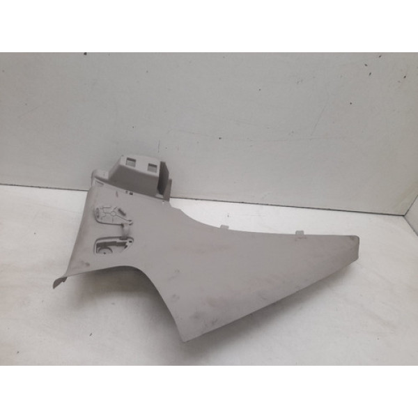 Moldura Coluna Traseira Esquerda Chevrolet Onix 2020 2023 