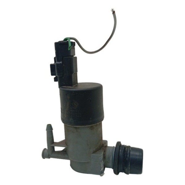 Bomba Motor Esguicho Renault Sandero 1.0 2007 2015