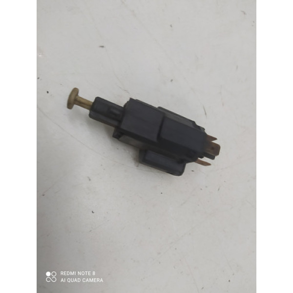 Interruptor Luz Freio Chevrolet Zafira 2004-2005 2.0