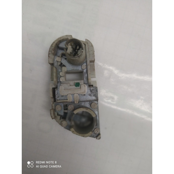 Circuito Soquete Lanterna Tampa Tras Direito Vw Voyage G6