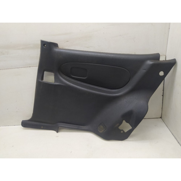 Forro Porta Mala Lateral Direita Fiat Palio 2010 Avaria