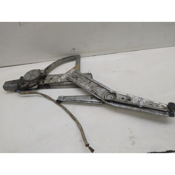 Máquina Vidro Dianteiro Esquerdo Chevrolet Corsa 2014 