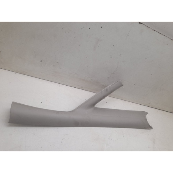 Moldura Coluna Parabrisa Lado Direito Chevrolet Zafira 2003