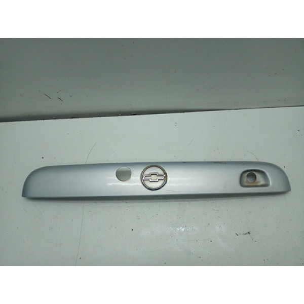 Moldura Friso Tampa Traseira Corsa Wagon 94/97 93242641