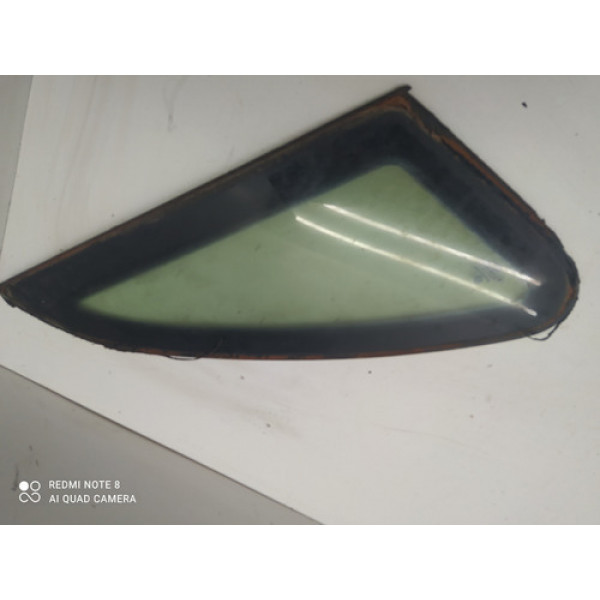 Vidro Vigia Traseiro Direito Volkswagen Polo 1998 A 2002