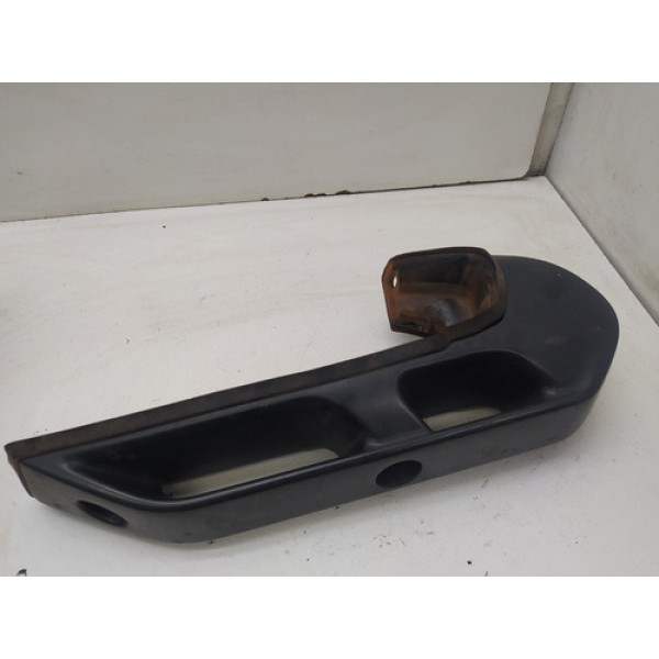 Suporte Direito Vidro Santo Antônio Fiat Strada  2021