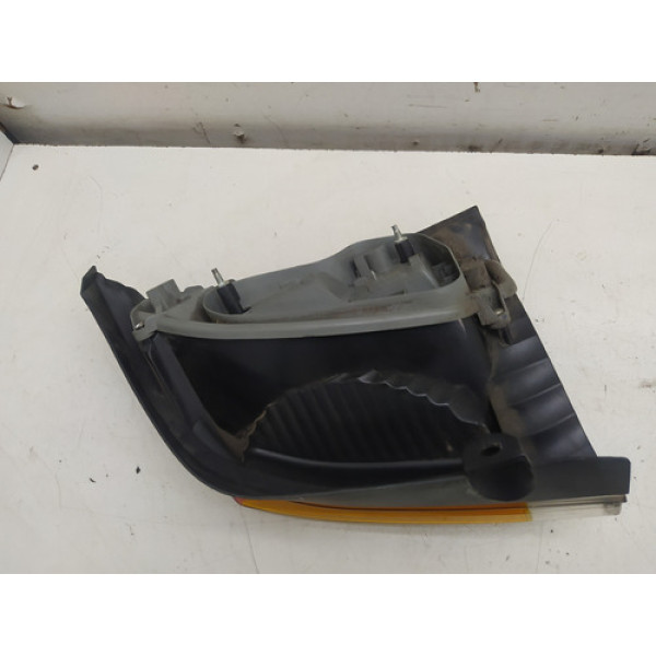 Lanterna Fiat Palio 2004 A 2012 Pisca Amarela Lado Esq