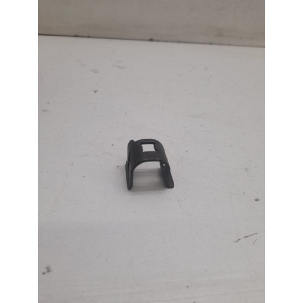 Presilha Bico Combustível Chevrolet Captiva 2011 